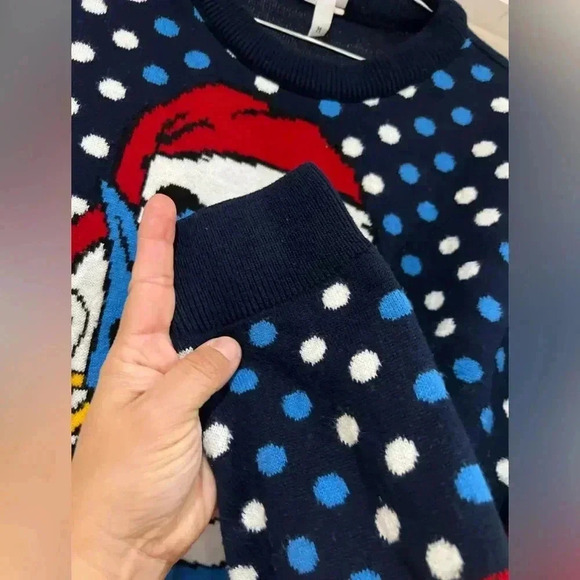 Aladdin Genie Christmas sweater jumper Xmas by Merchoid Size L like new - Picture 3 of 7